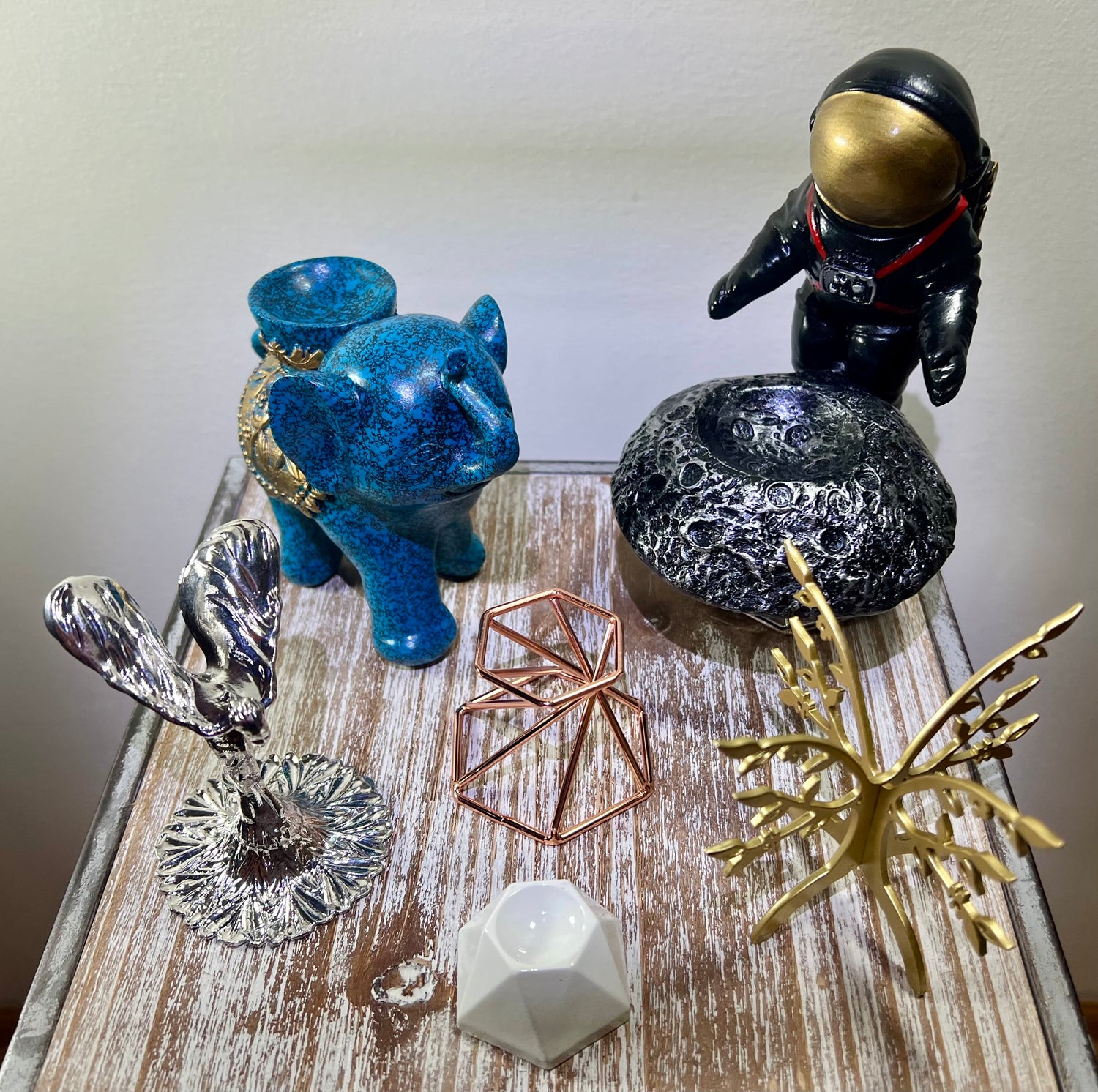 Sphere Holders