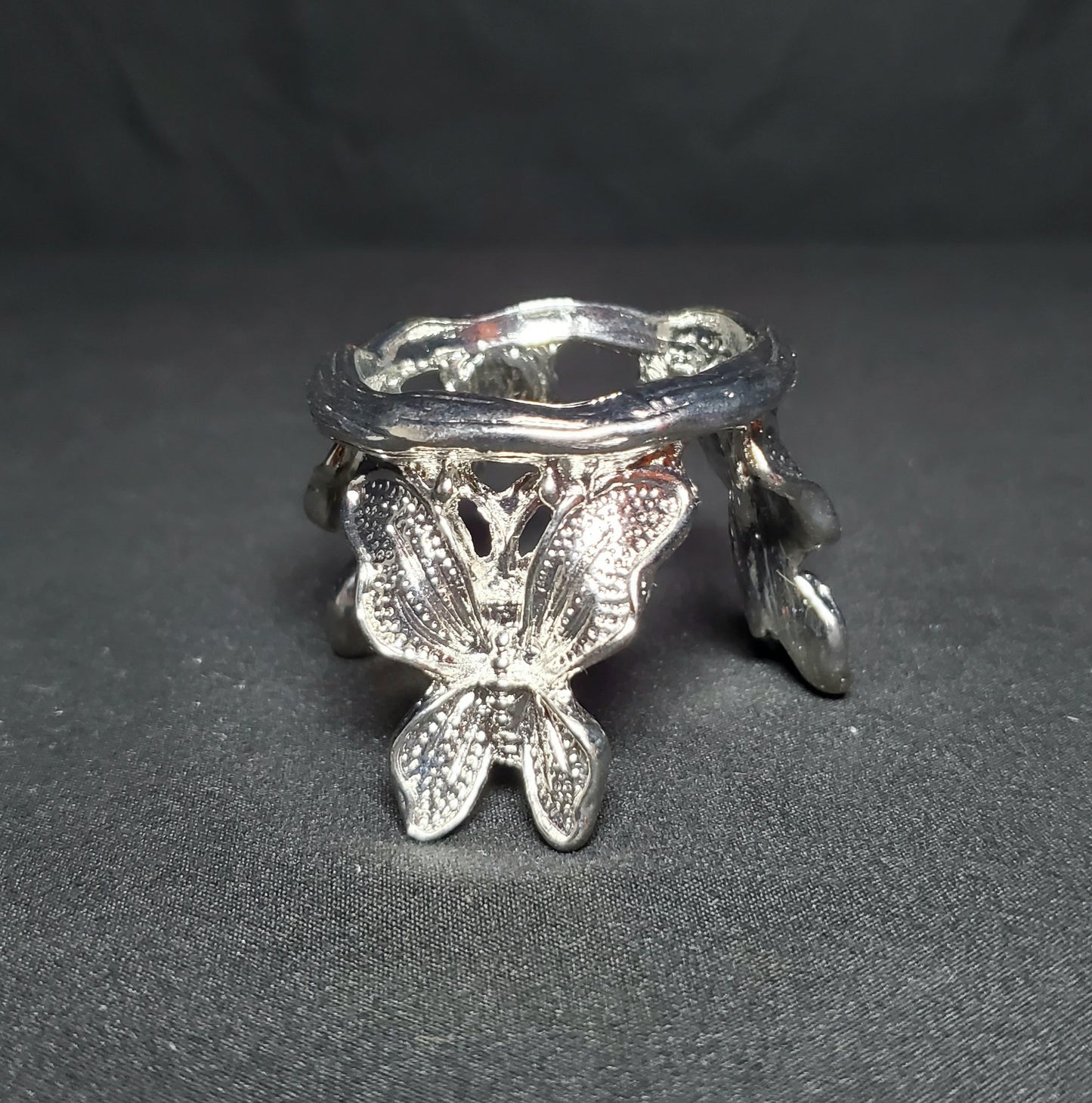 Silver Butterfly Sphere Holder