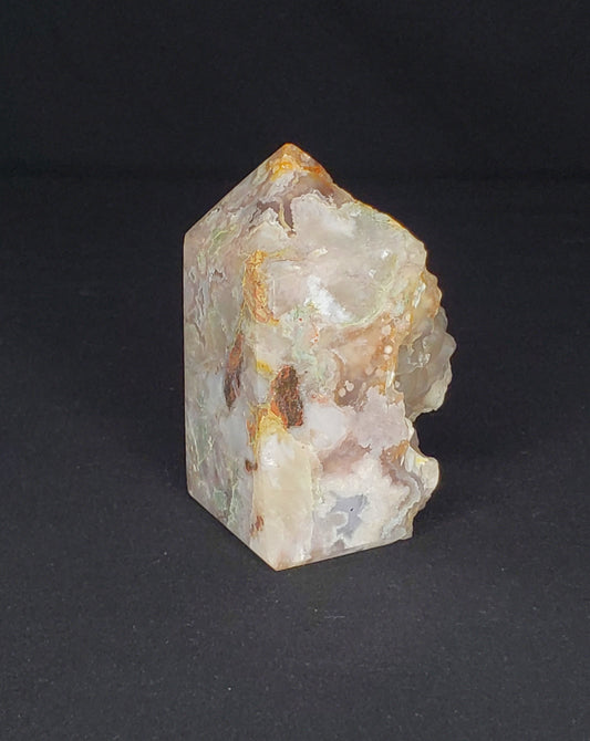 Druzy Flower Agate Tower