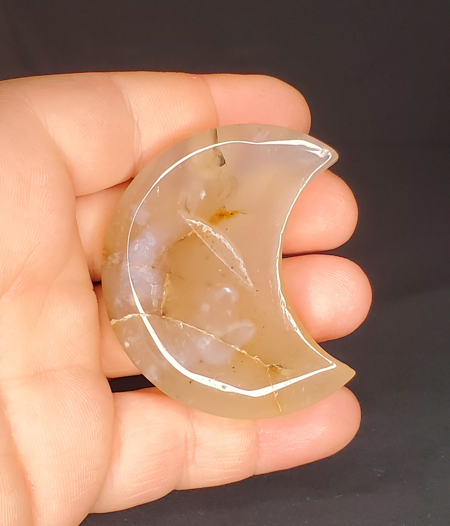 Flower Agate Moon Carving