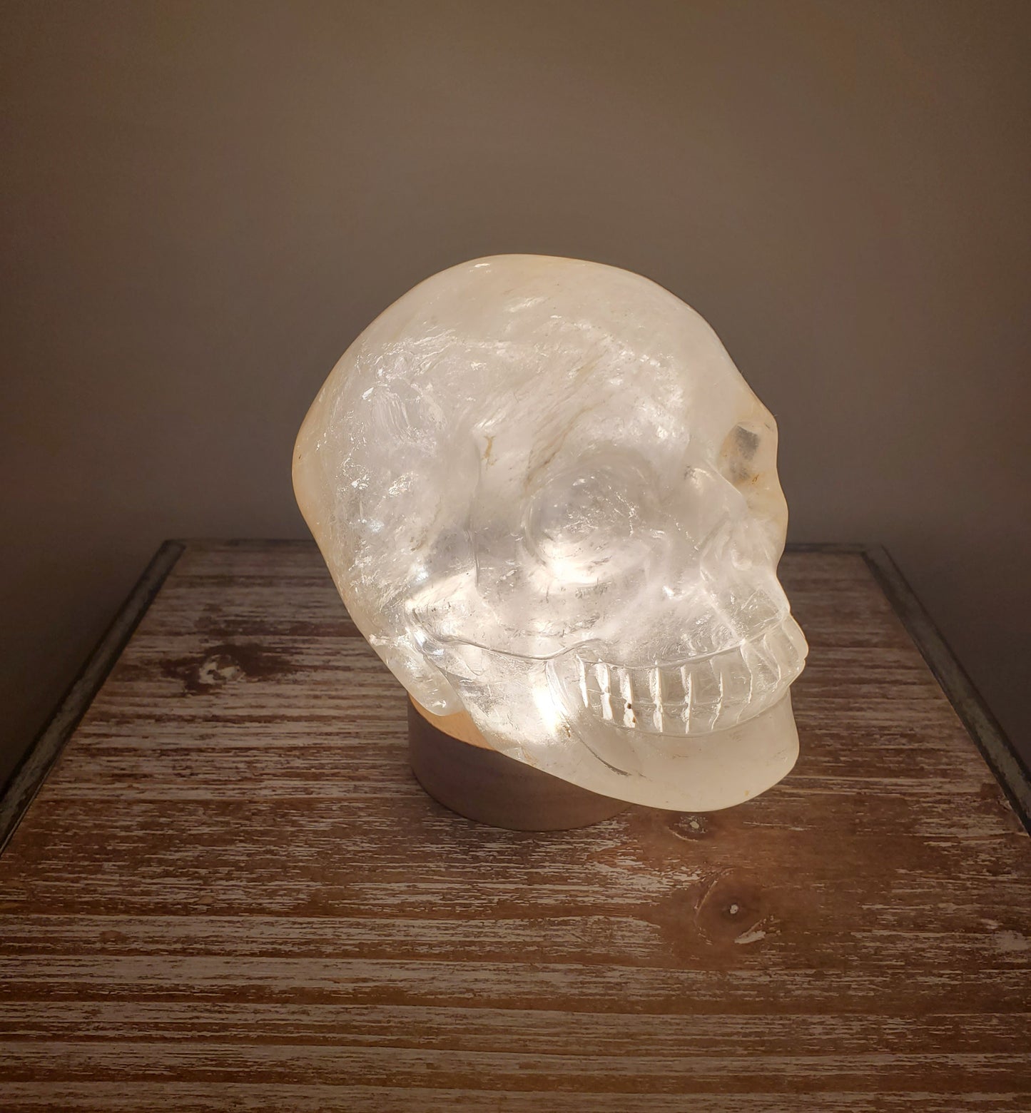 Small Round Wood Base (Warm LED)