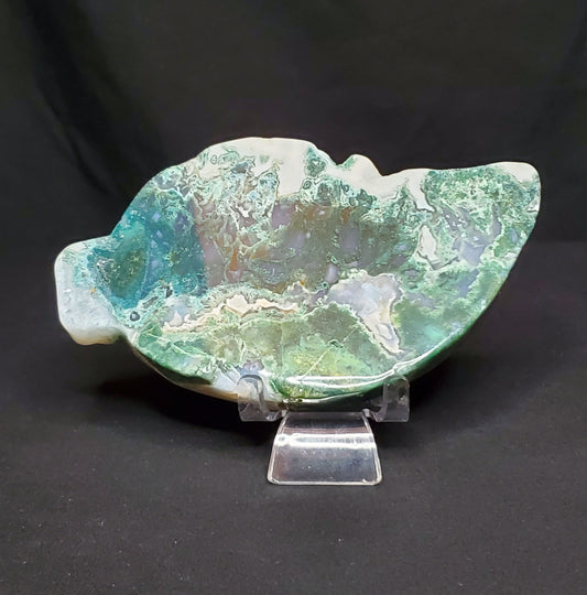 Moss Agate Leaf Carving