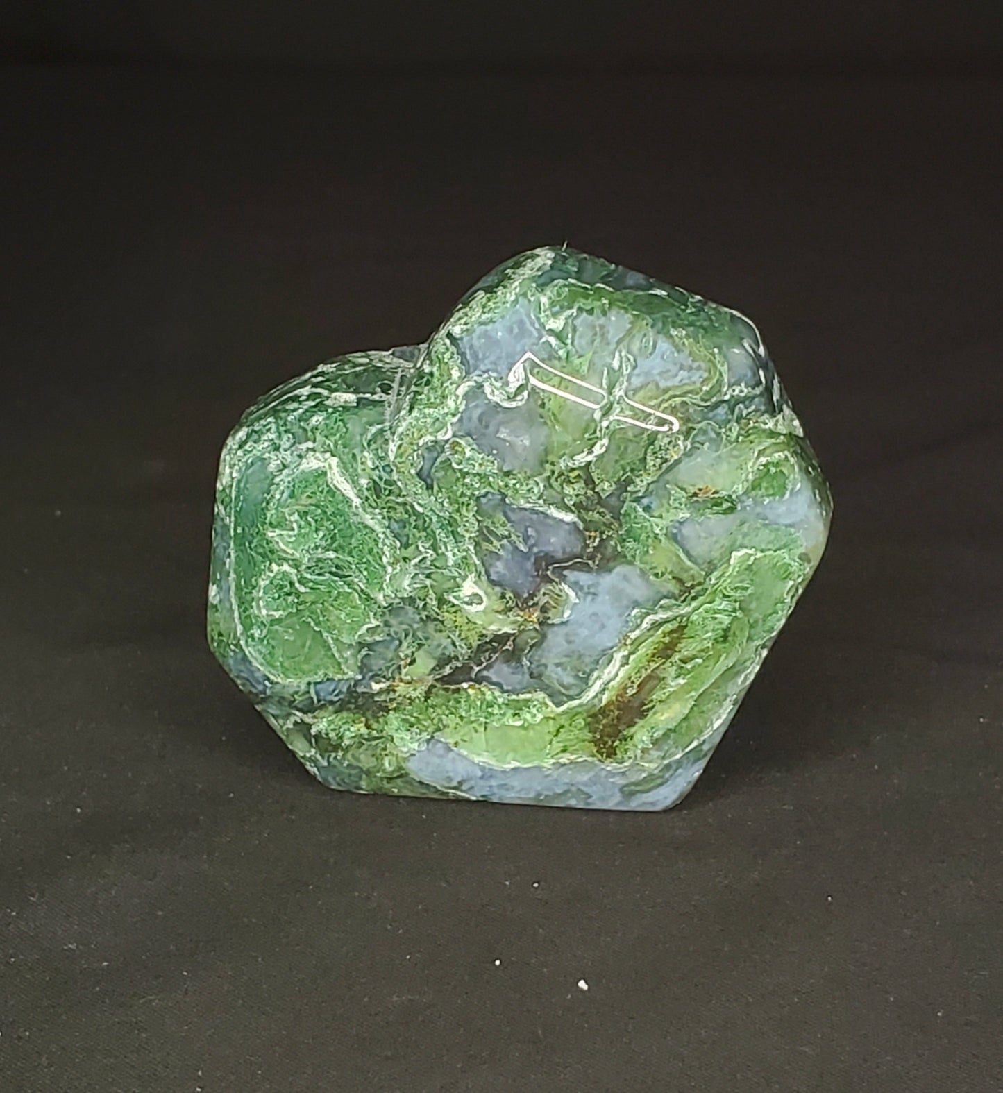 Moss Agate Heart Carving