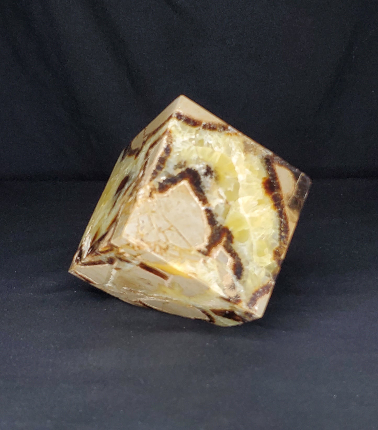 Septarian Cube