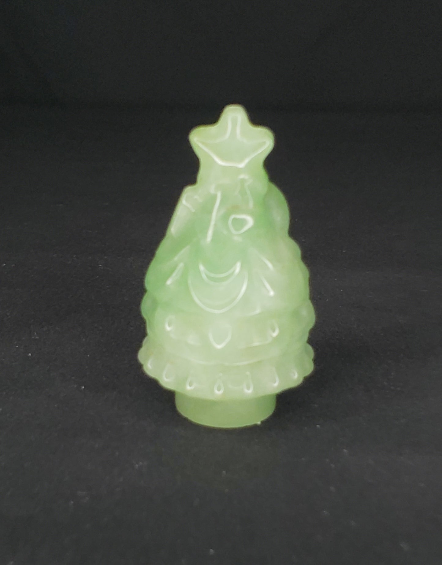 Green Aventurine Christmas Tree - S Carving
