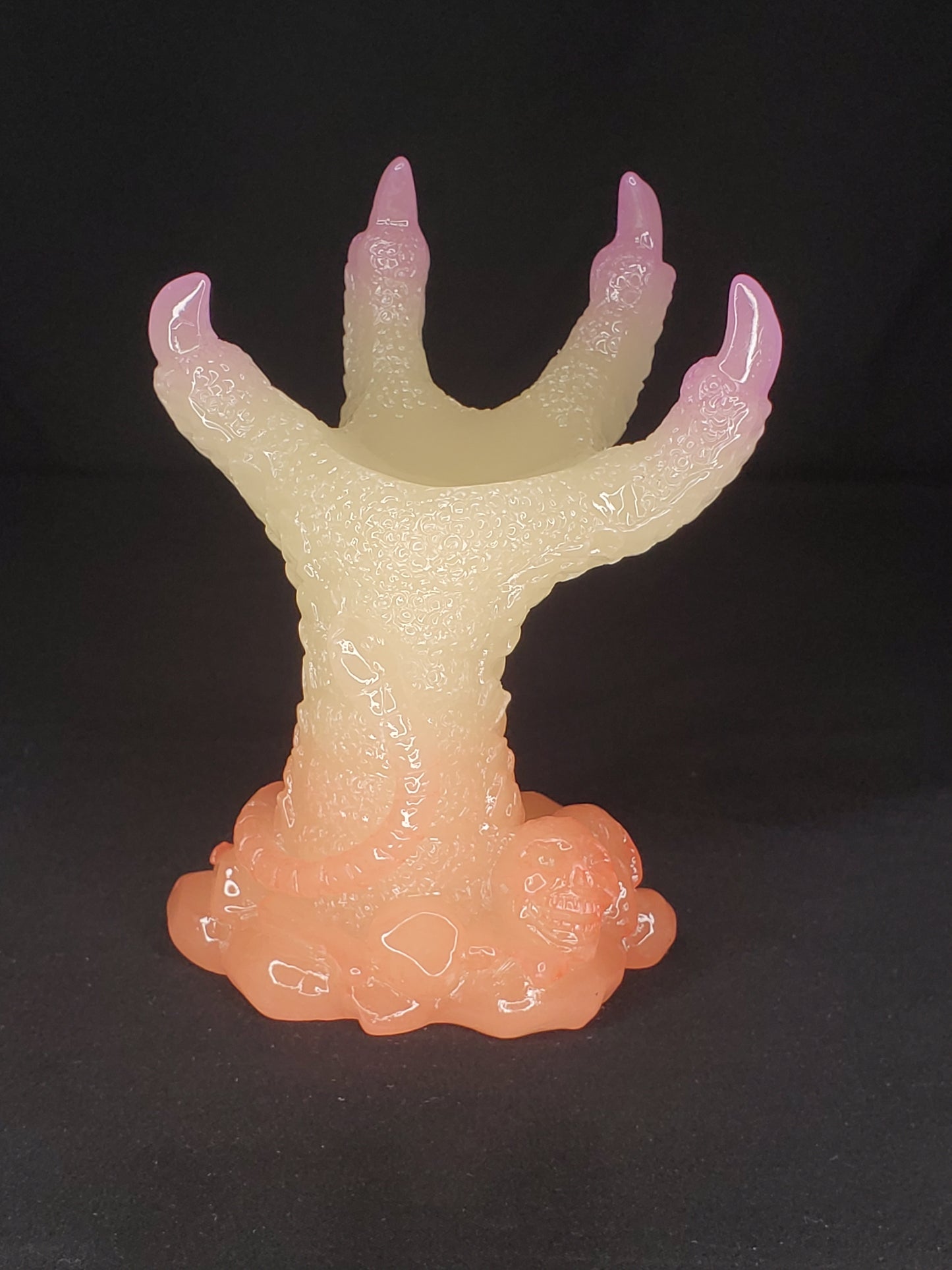 Resin Claw Sphere Holder