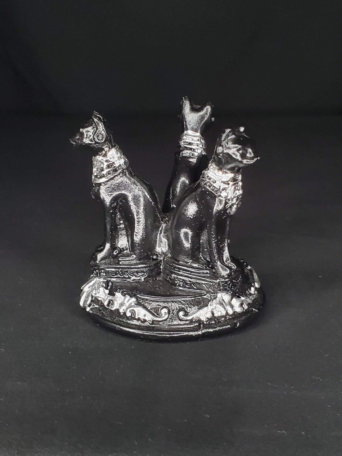 3-Cat Sphere Holder