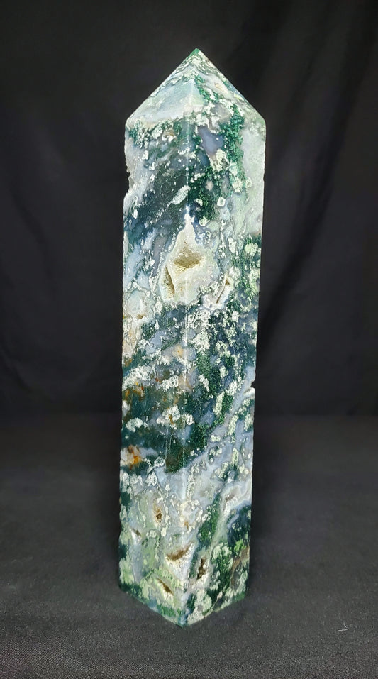 Druzy Moss Agate Tower
