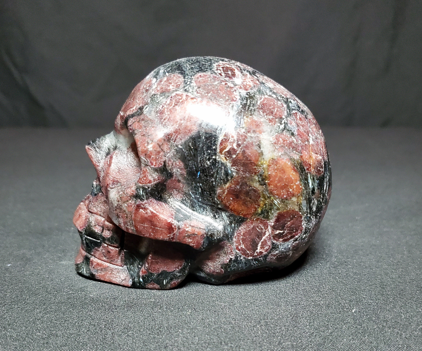 Garnet Skull Carving