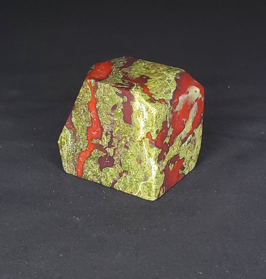 Dragon Bloodstone Cube