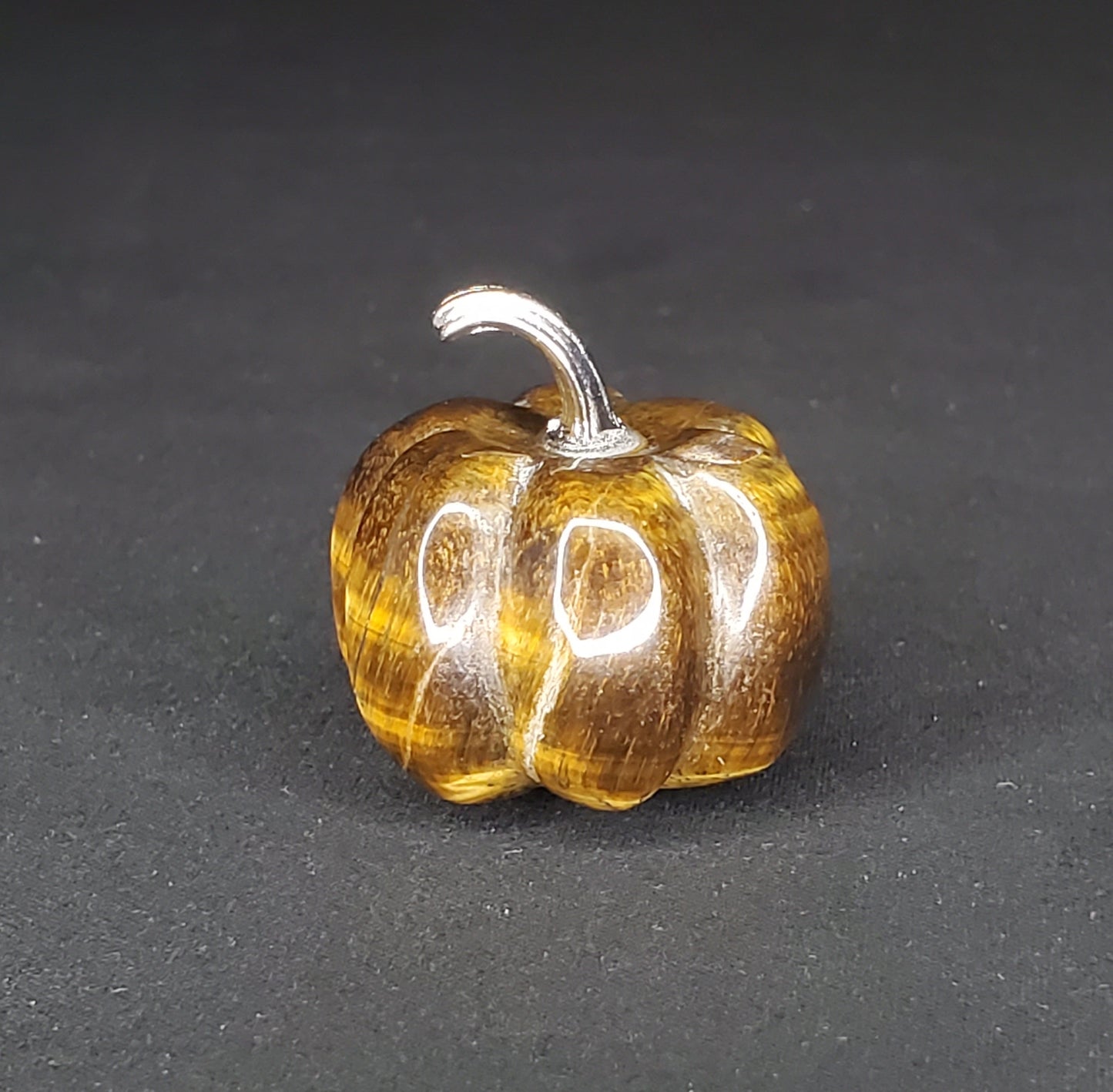 Assorted Pumpkin Carvings with Metal Stem