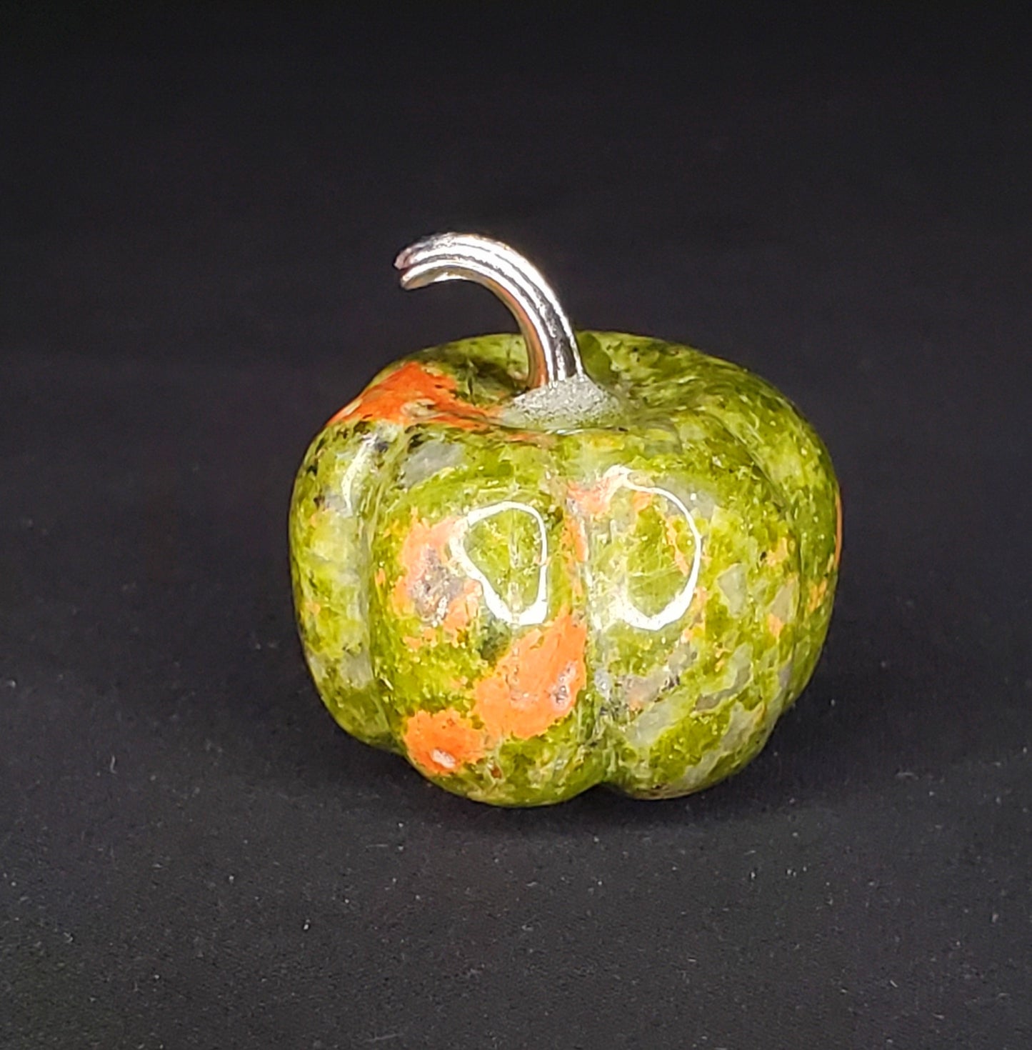 Assorted Pumpkin Carvings with Metal Stem