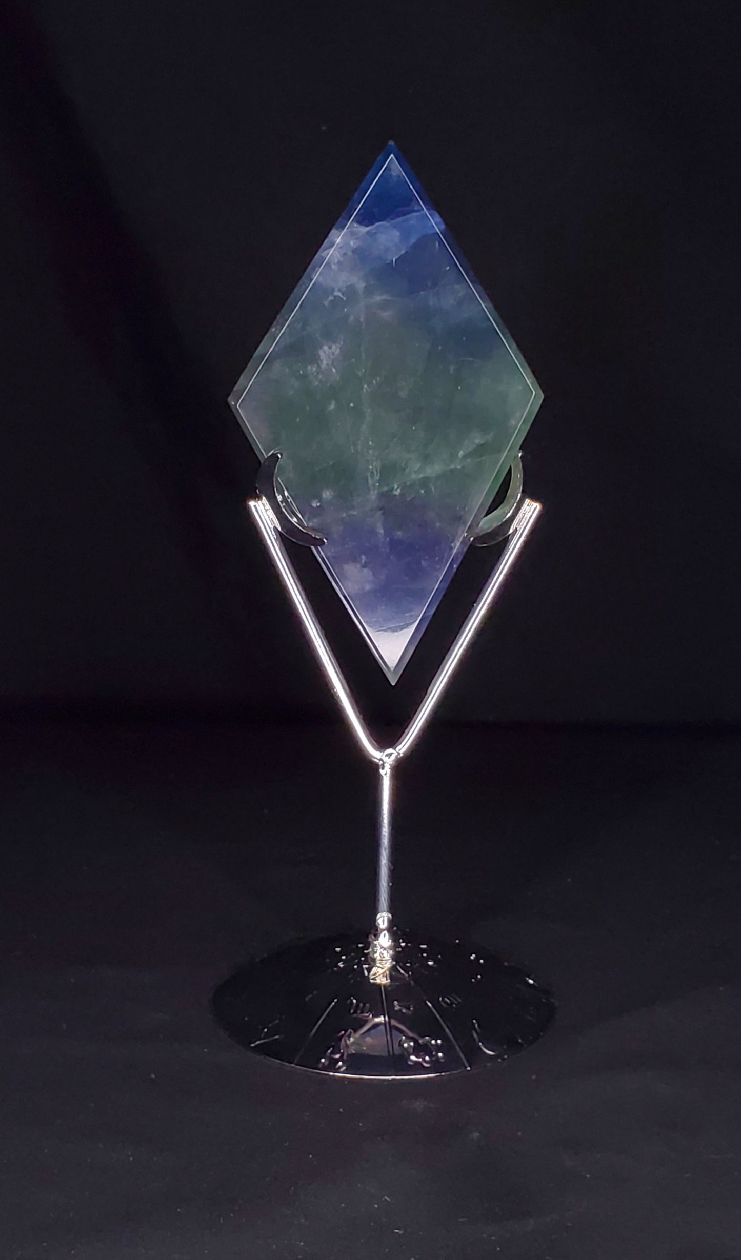 Blue Fluorite Diamond Carving