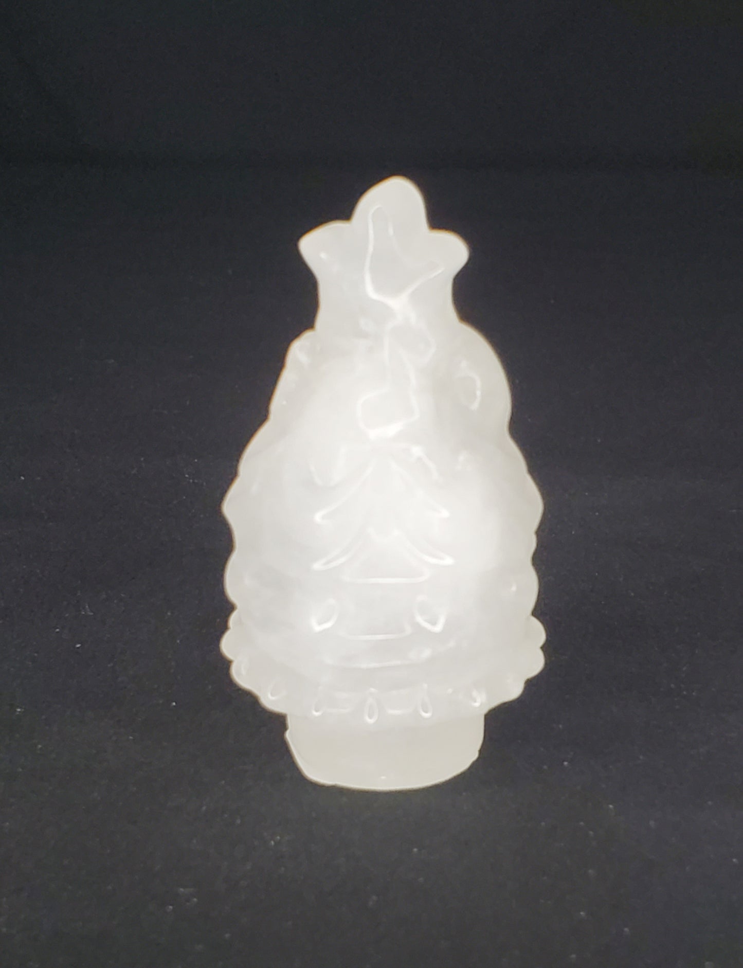 Christmas Tree - M Carving