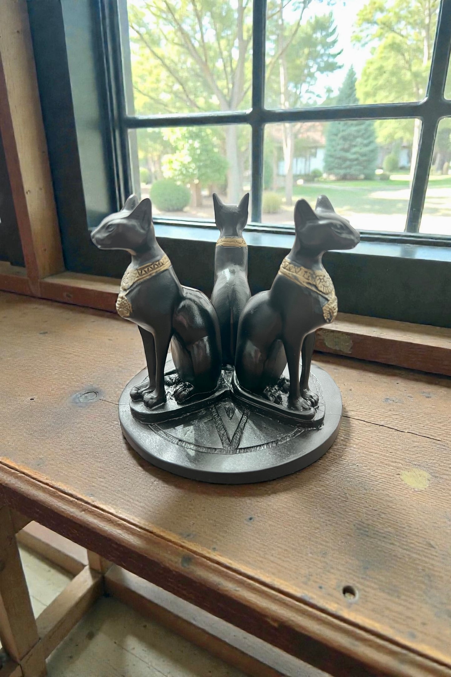 3-Cat Sphere Holder