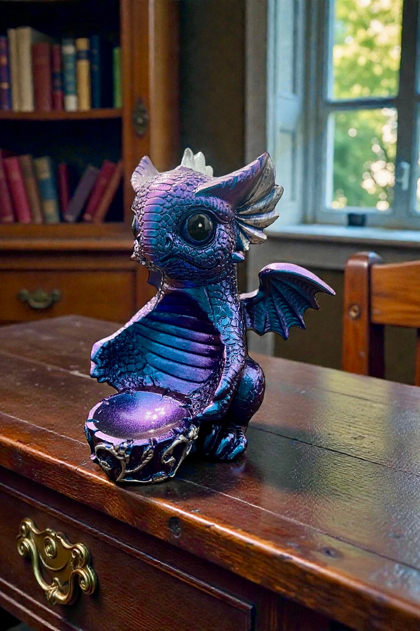 Baby Dragon Sphere Holder