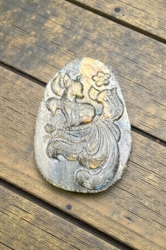 Labradorite Nine-Tail Fox Carving