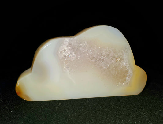 Druzy Agate Cloud Carving