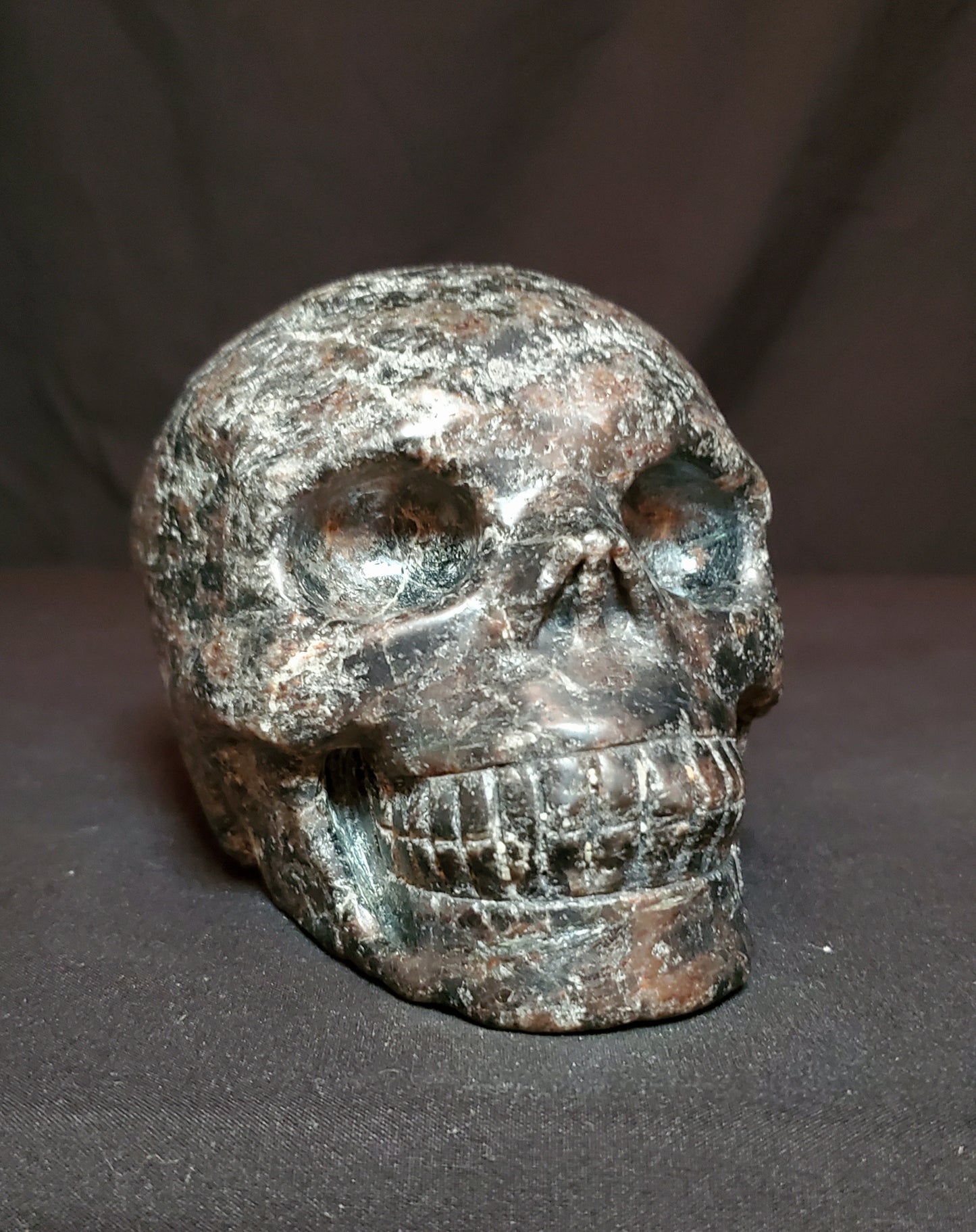 Arfvedsonite Skull Carving