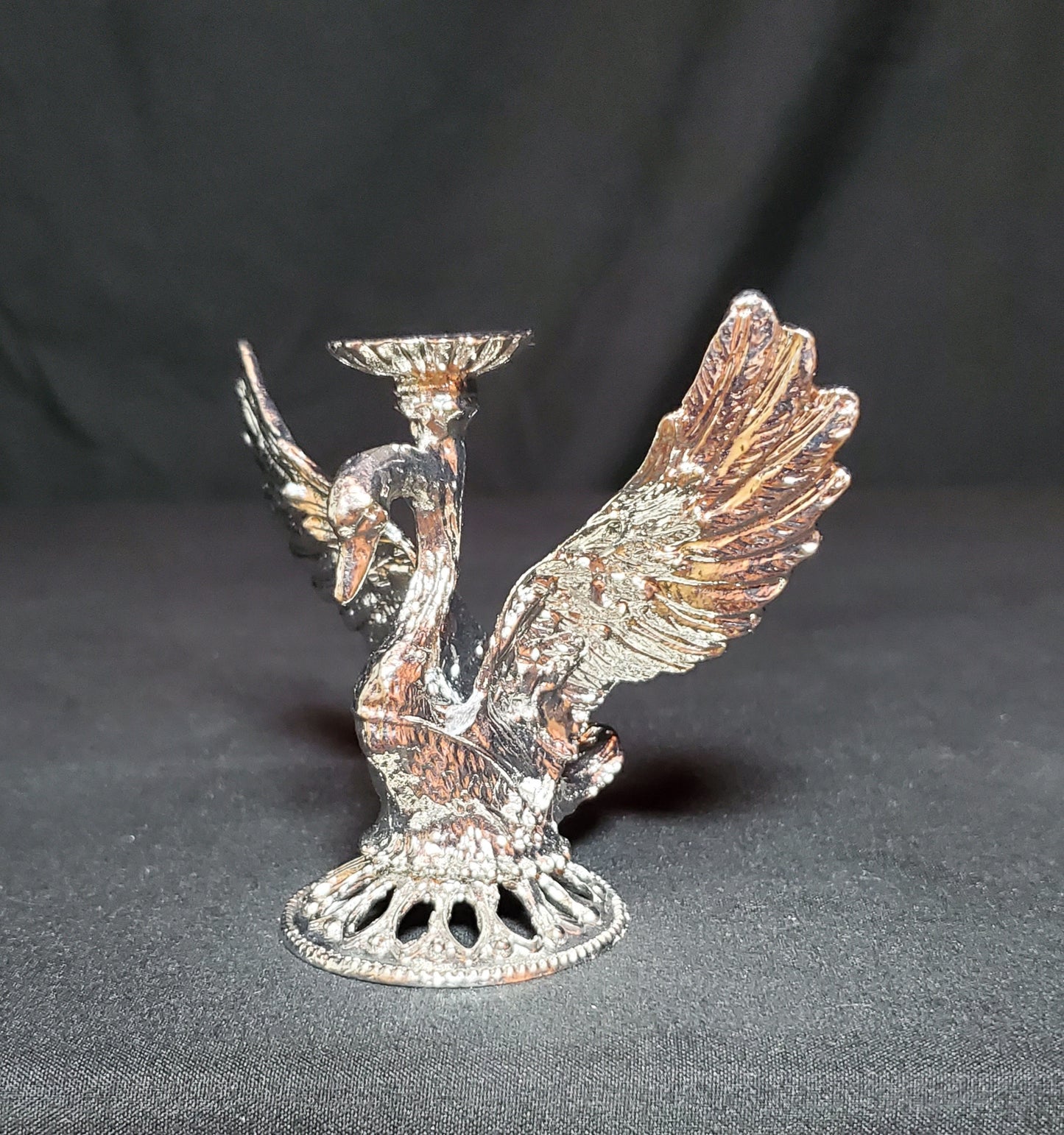 Silver Metal Swan Sphere Holder #