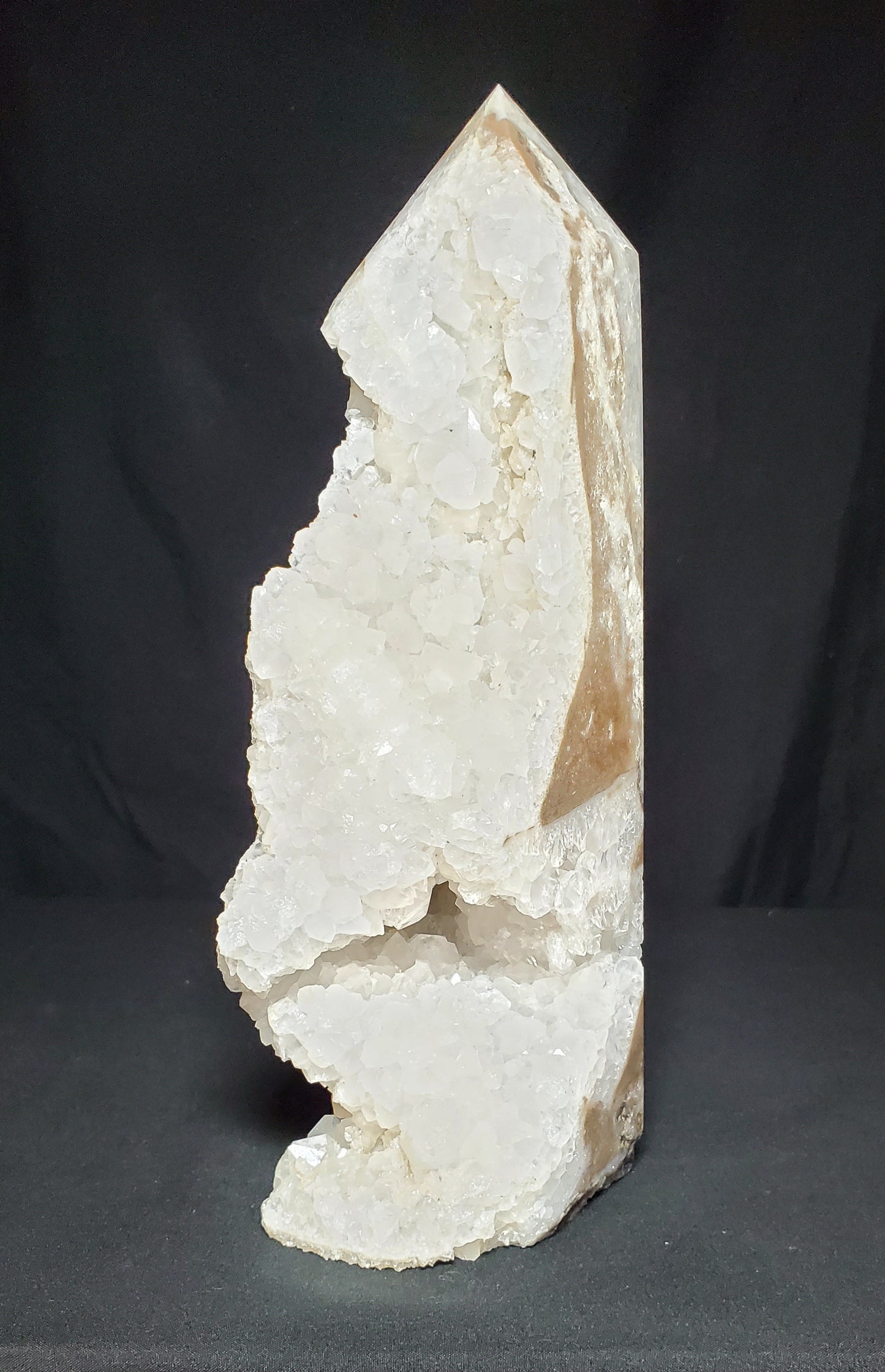 Druzy Apophyllite Tower