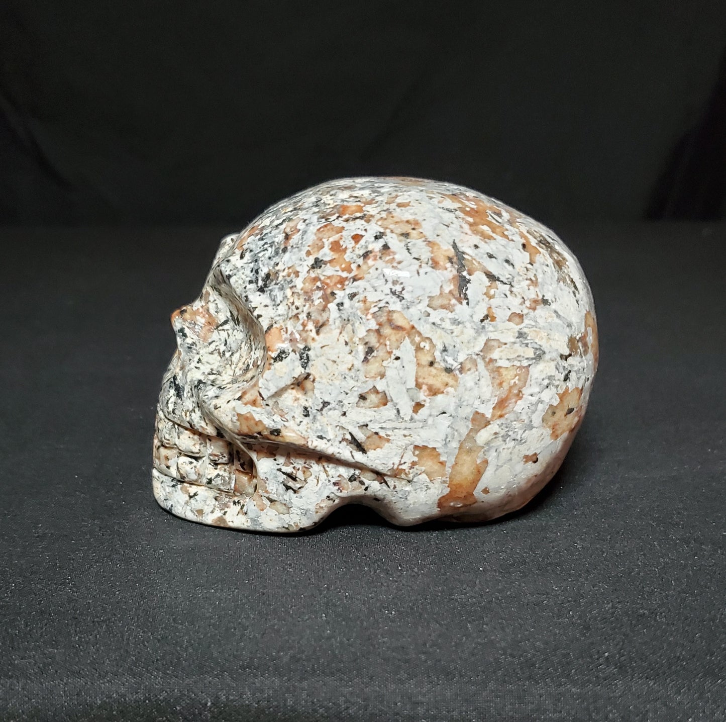 Yooperlite Skull Carving