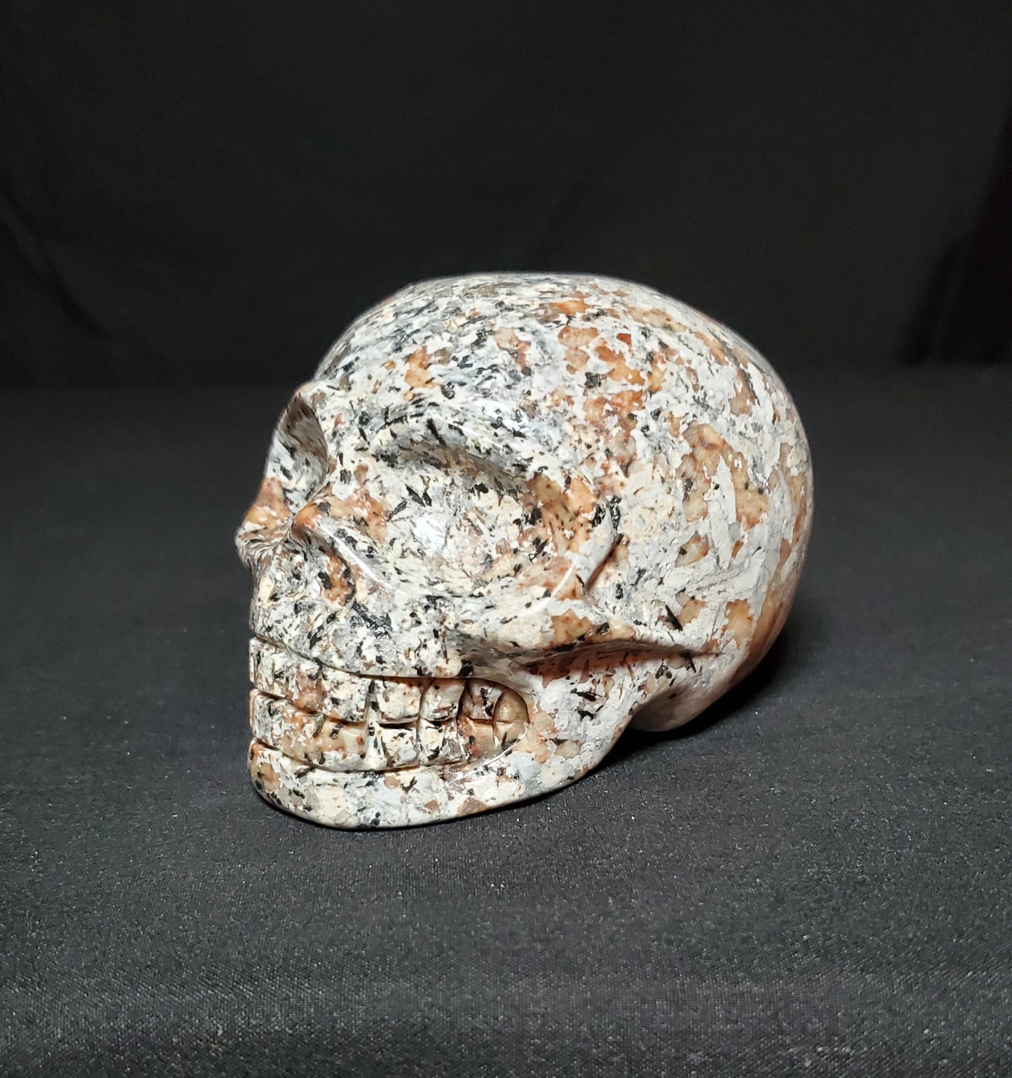 Yooperlite Skull Carving