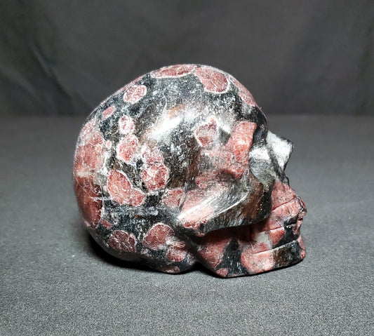 Garnet Skull Carving