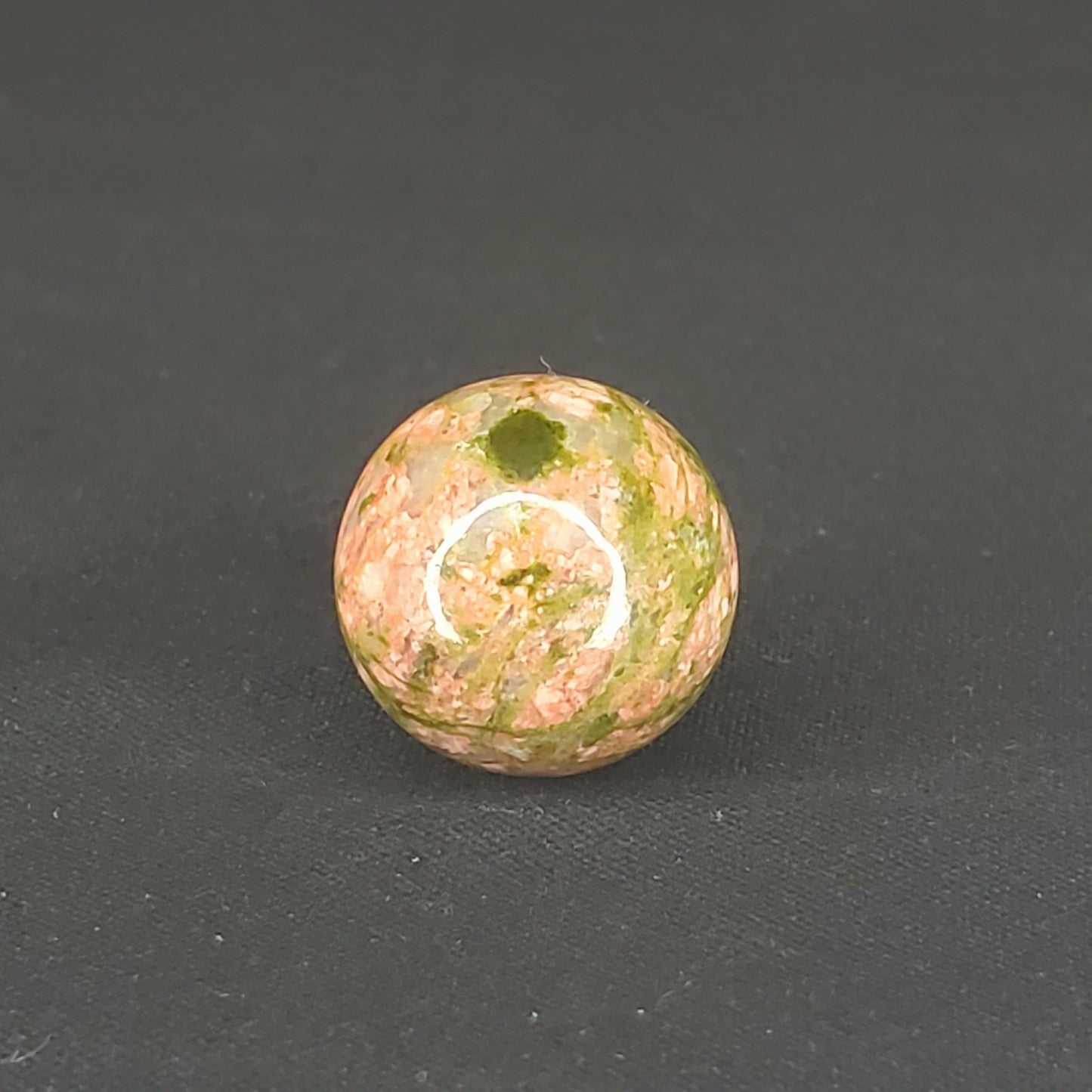 Small Spheres for Pendants