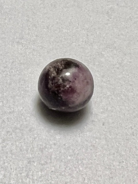 Large Spheres for Pendants